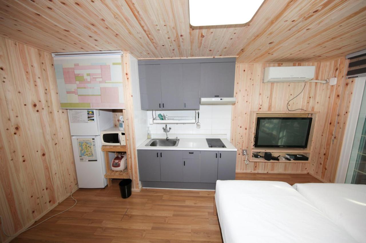 Park Jeong A Pension Insel Insel Ganghwa Exterior foto